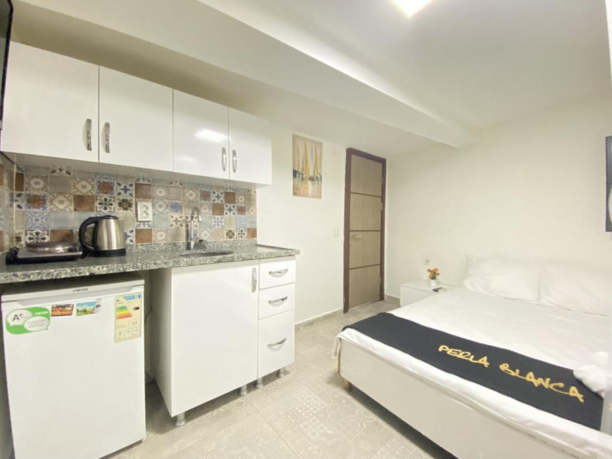 Comfortable And Central Studio Flat In Beyoglu Lägenhet Istanbul Exteriör bild