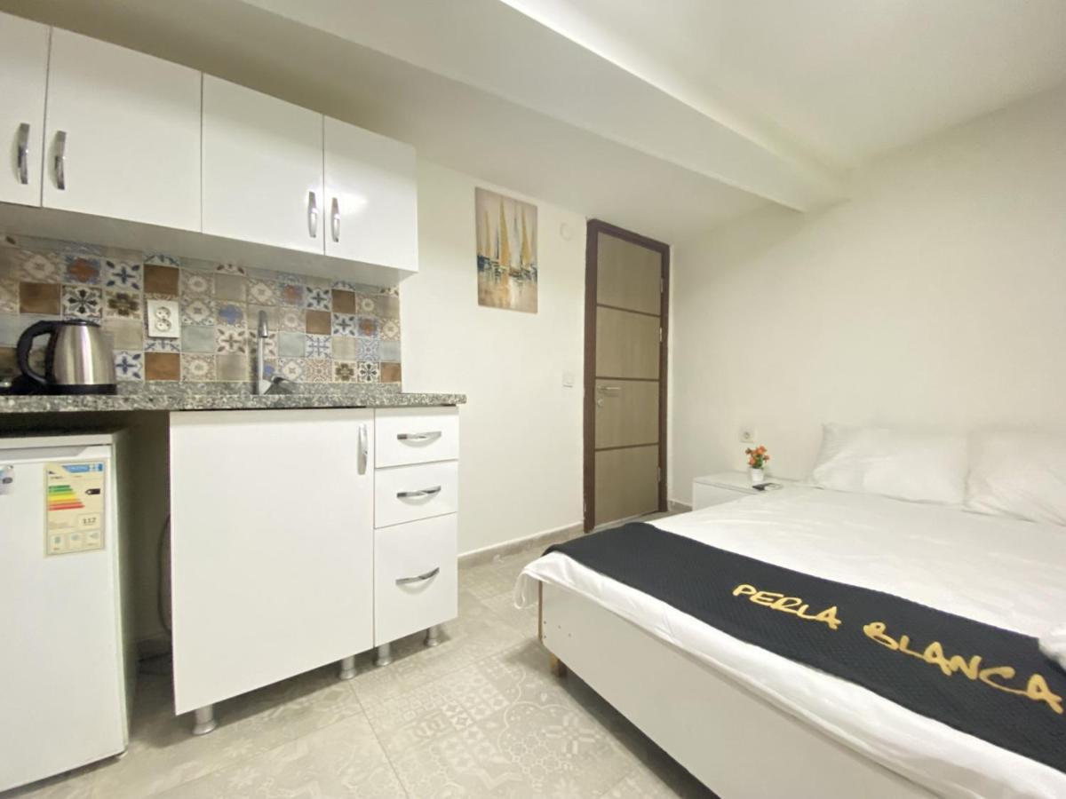 Comfortable And Central Studio Flat In Beyoglu Lägenhet Istanbul Exteriör bild