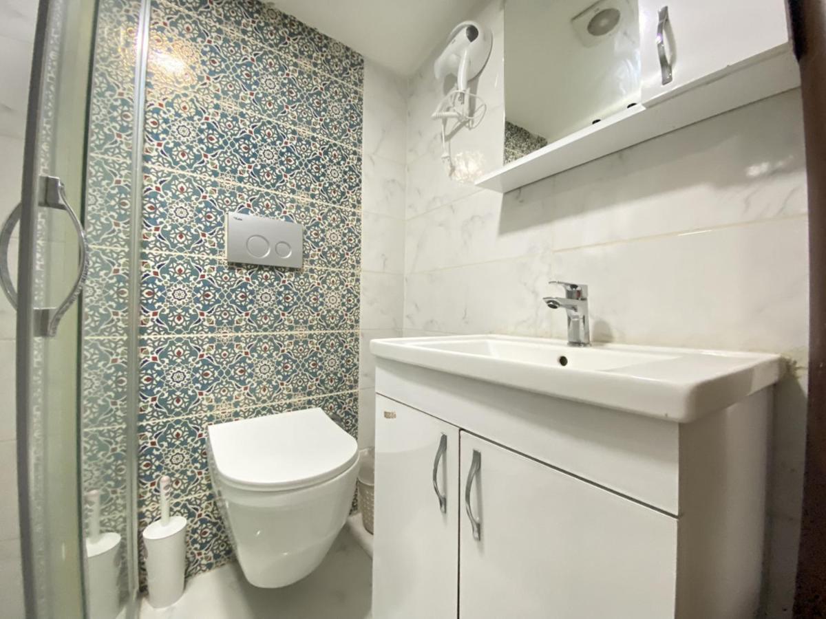 Comfortable And Central Studio Flat In Beyoglu Lägenhet Istanbul Exteriör bild